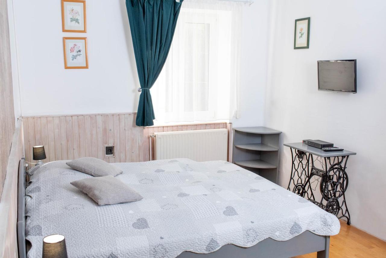 Park Apartman Hévíz Exterior foto