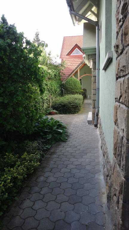Park Apartman Hévíz Exterior foto